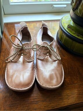 Kids South African Leather Lace-Up Shoes in Blush Pink/Rose Gold